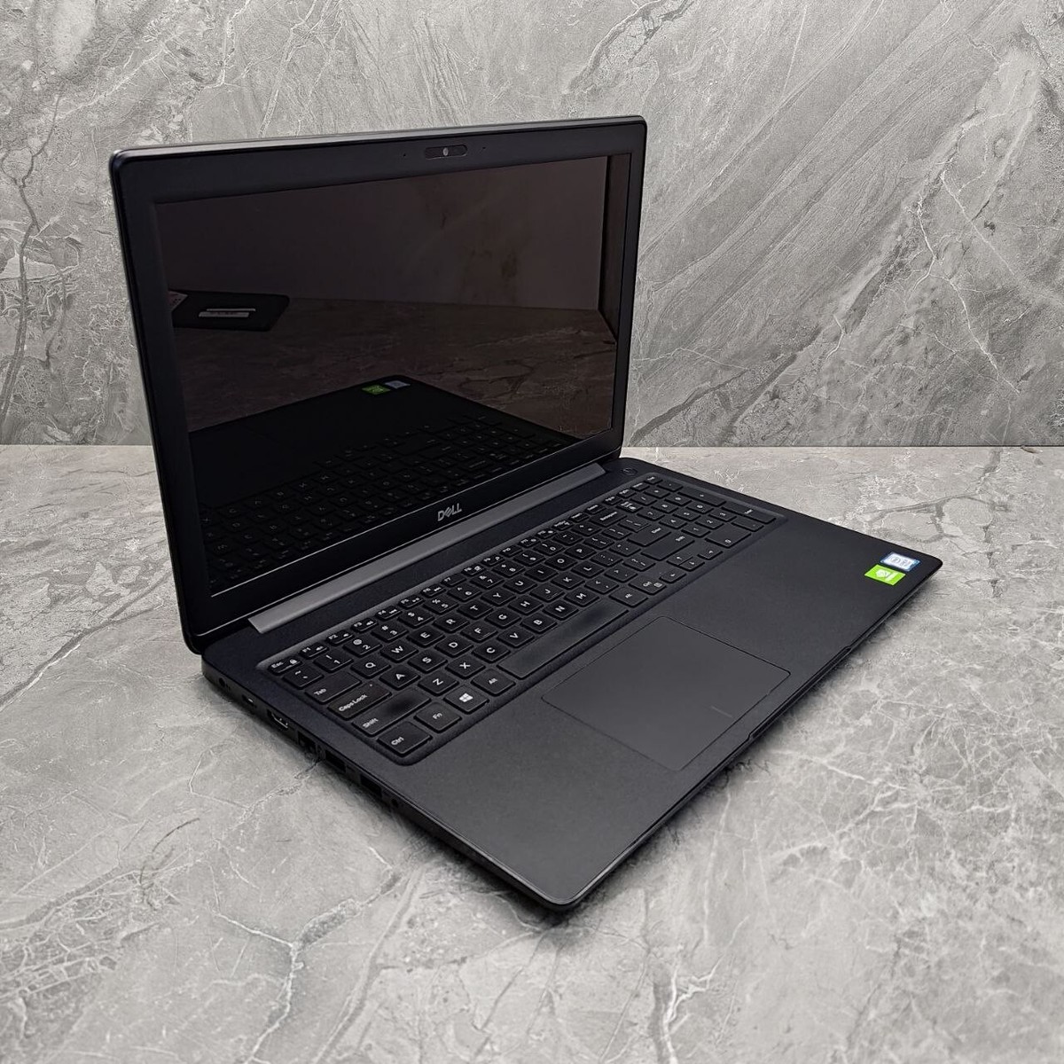 Dell Latitude 3500 i7-8565U 16GB RAM 512GB SSD 15.6