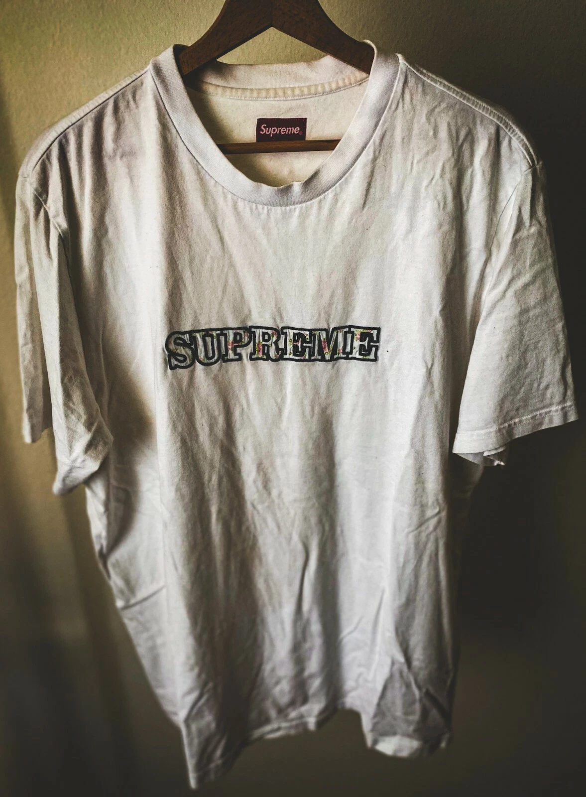 Supreme Floral Logo Tee / T Shirt White FW18