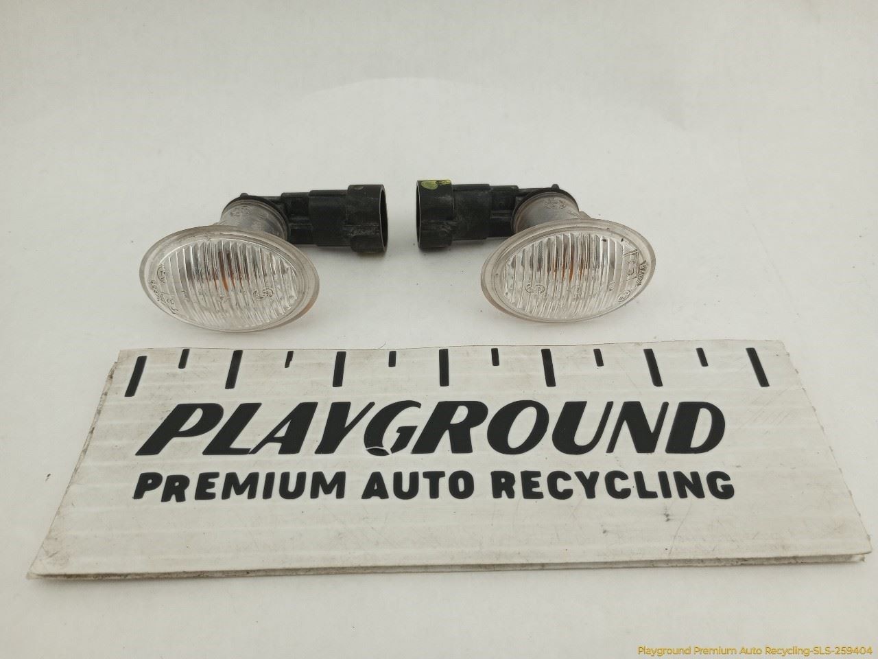 Maserati Quattroporte 2003-2012 Front Left, right Side marker lights Pair