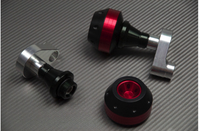 Eviter les fissures de carénage avec les roulettes de protection ZX10R 04-05
