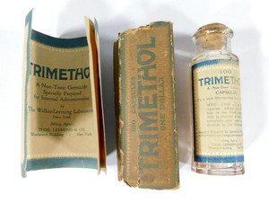 ANTIQUE THOS. LEEMING CO. "TRIMETHOL" BOTTLE / BOX & PAPER COLLECTIBLE