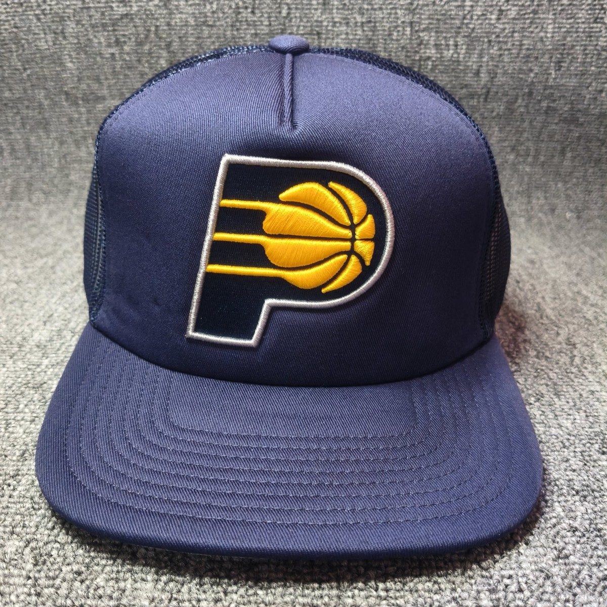 Mitchell & Ness Indiana Pacers NBA Navy Trucker Snapback Hat