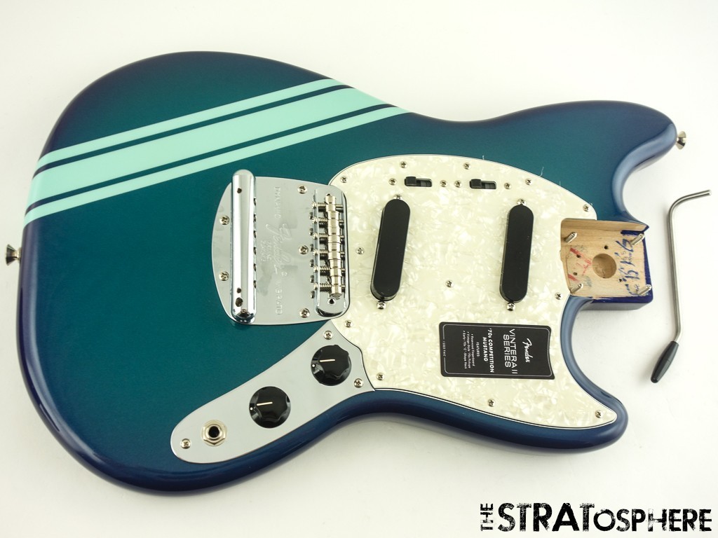 Fender Vintera II 70s Competition Mustang Series LOADED BODY Alder Burgundy
