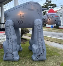 Gemmy Star Wars AT-M6 Heavy Assault Walker with Santa Hat Christmas Inflatable 