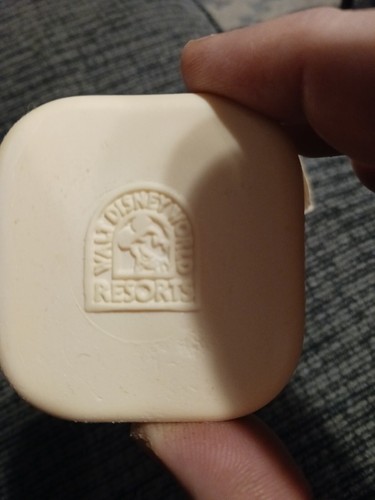 Vintage Walt Disney World resorts Collectible Hand Soap - Picture 9 of 10
