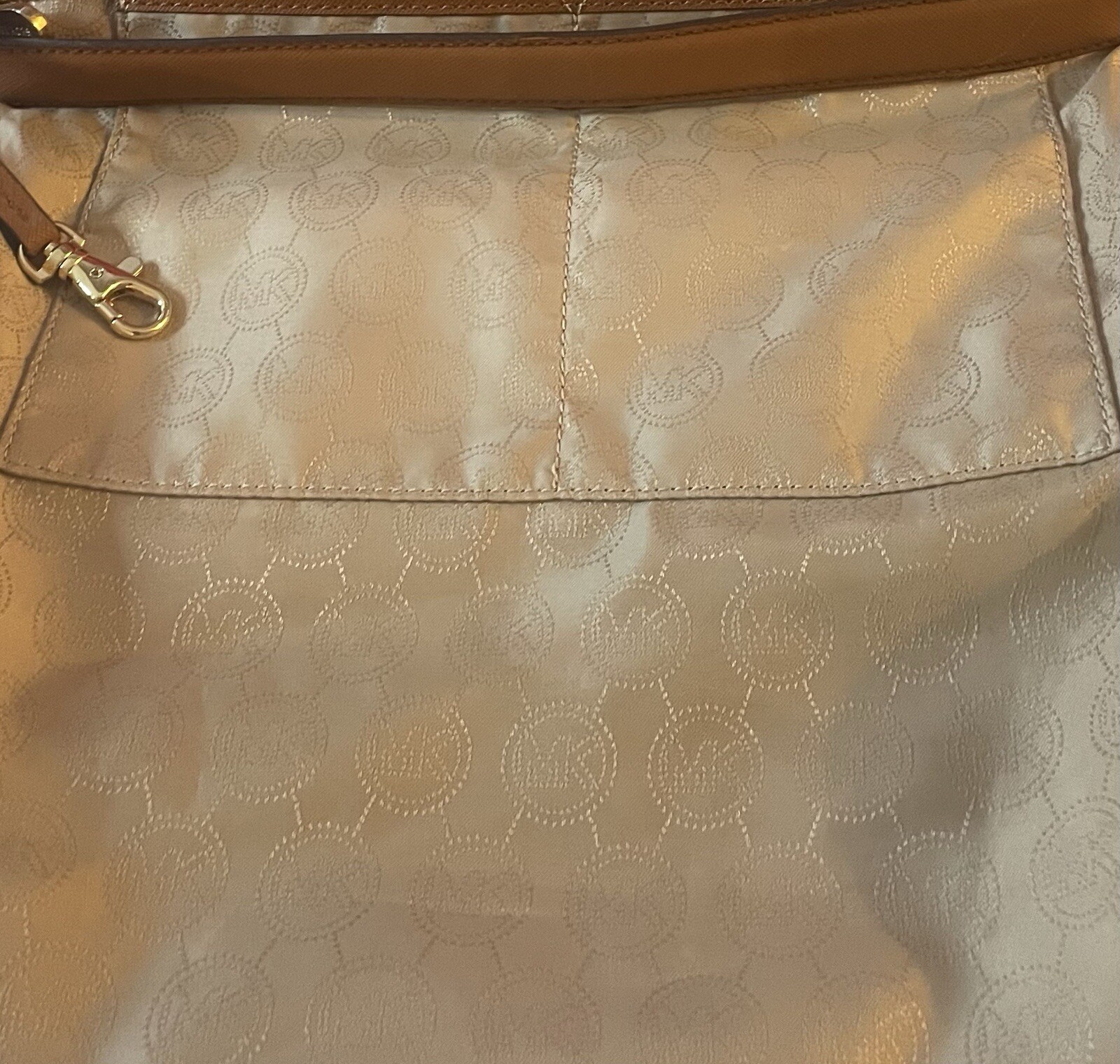 Authentic Michael Kors Purse!!! #0106 Bold Red Or… - image 3