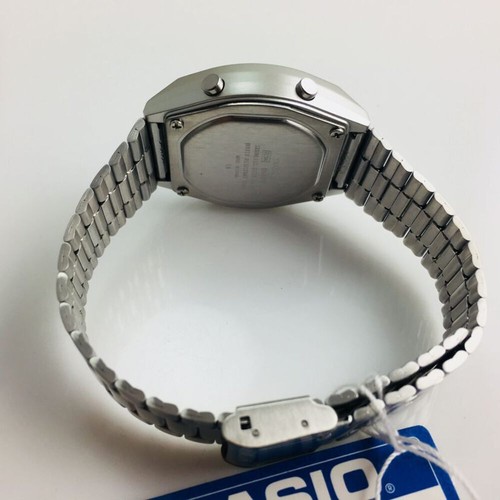 Casio B640WD-1A Men's Digital Classic Stainless Steel Watch B640WD-1AV - Picture 4 of 5