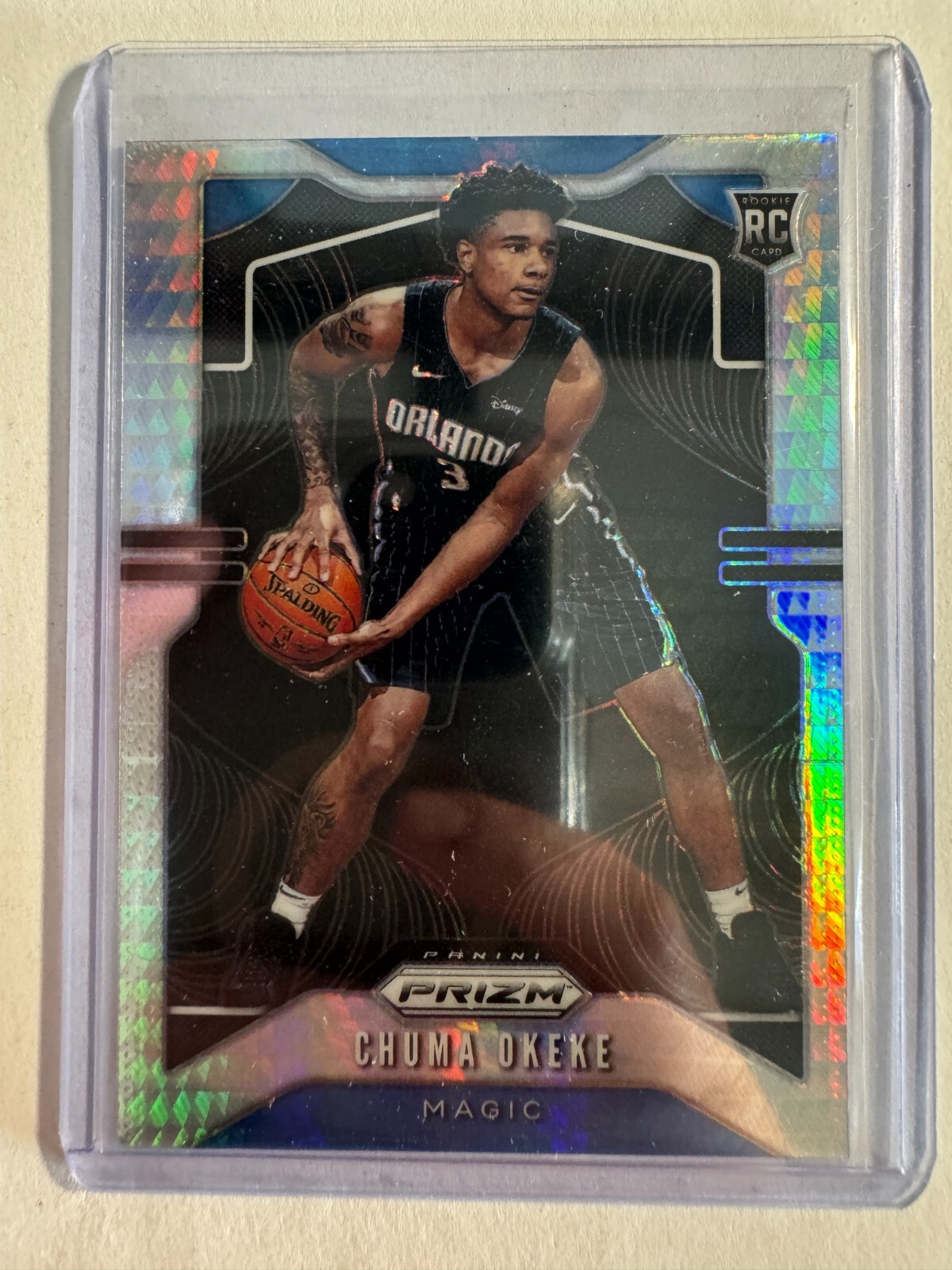 K181,585 - 2019-20 Panini Prizm Prizms Hyper #262 Chuma Okeke
