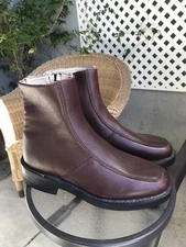 EXECUTIVE IMPERIALS Vintage Burgundy Leather Side Zip Dress Boots Sz 8.5 D 