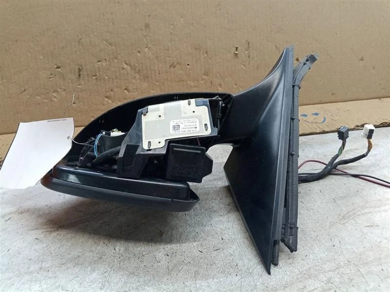 Used Left Door Mirror fits: 2020 Mercedes-benz Mercedes c-class 205 Type Sedan w - Image 2 of 4