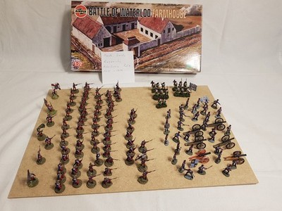 FIGUREN Preußens Garde Bemalt 1/72 mit Gebäude von Airfix 