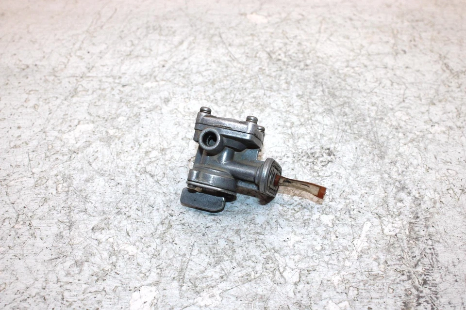 1998 Suzuki Quadrunner 250 OEM Fuel Petcock 44300-19B21 44300-19B23 AS13 - Imagem 3 de 4