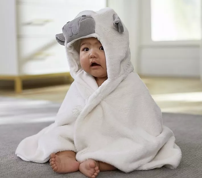 POTTERY BARN KIDS MONIQUE LHUILLIER LAMB BABY HOODED TOWEL eBay