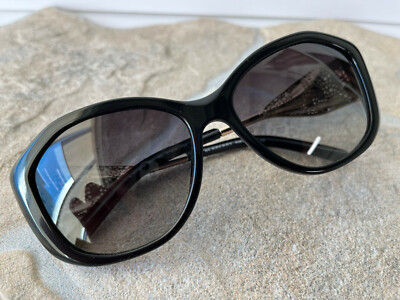 Burberry 4208-Q Sunglasses Black 30018G New Burberry | Accessories | Burberry 428q Sunglasses Black  main image 3