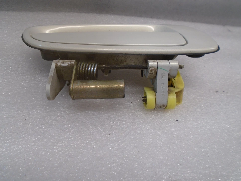 DK808246 2001 2002 2003 TOYOTA PRIUS MANIJA PUERTA EXTERIOR TRASERA DERECHA OEM Foto 4 de 4