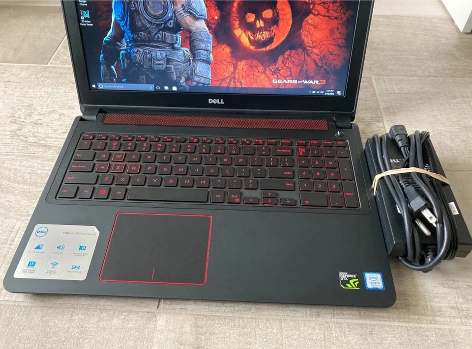 portátil gaming dell inspiron 15 5577 Foto 2 de 4