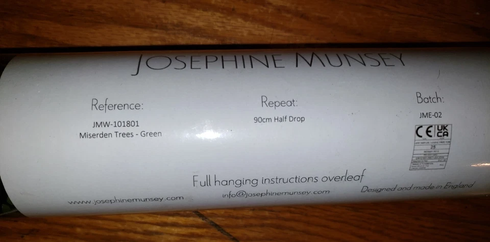Josephine Munsey Miserden 树壁纸 1 卷 全新 — 第 4/4 张图片
