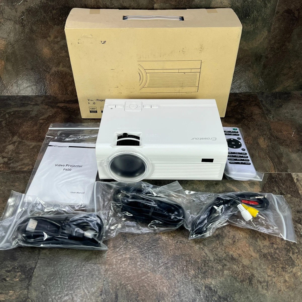 Crosstour プロジェクター Video Projector P600