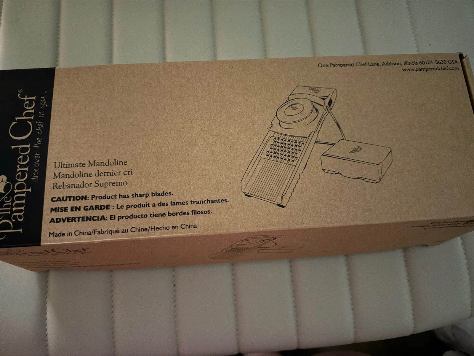 The Pampered Chef Slice & Grate Mandoline Food Slicer #1087 NEW - Open Box
