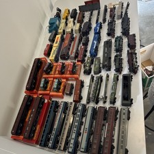 Hornby Railways OO Gauge Lot, LMS Leander, GWR, US Army & Conrail Sets. 55+items