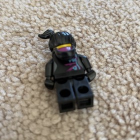 Lego Wyldstyle 70810 70808 70803 Hood Folded Down The LEGO Movie Minifigure