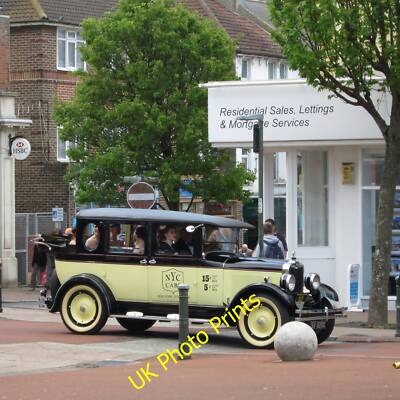 Foto 6x4 Peerless New York Taxi Cab, Devonshire Square Bexhill c2015