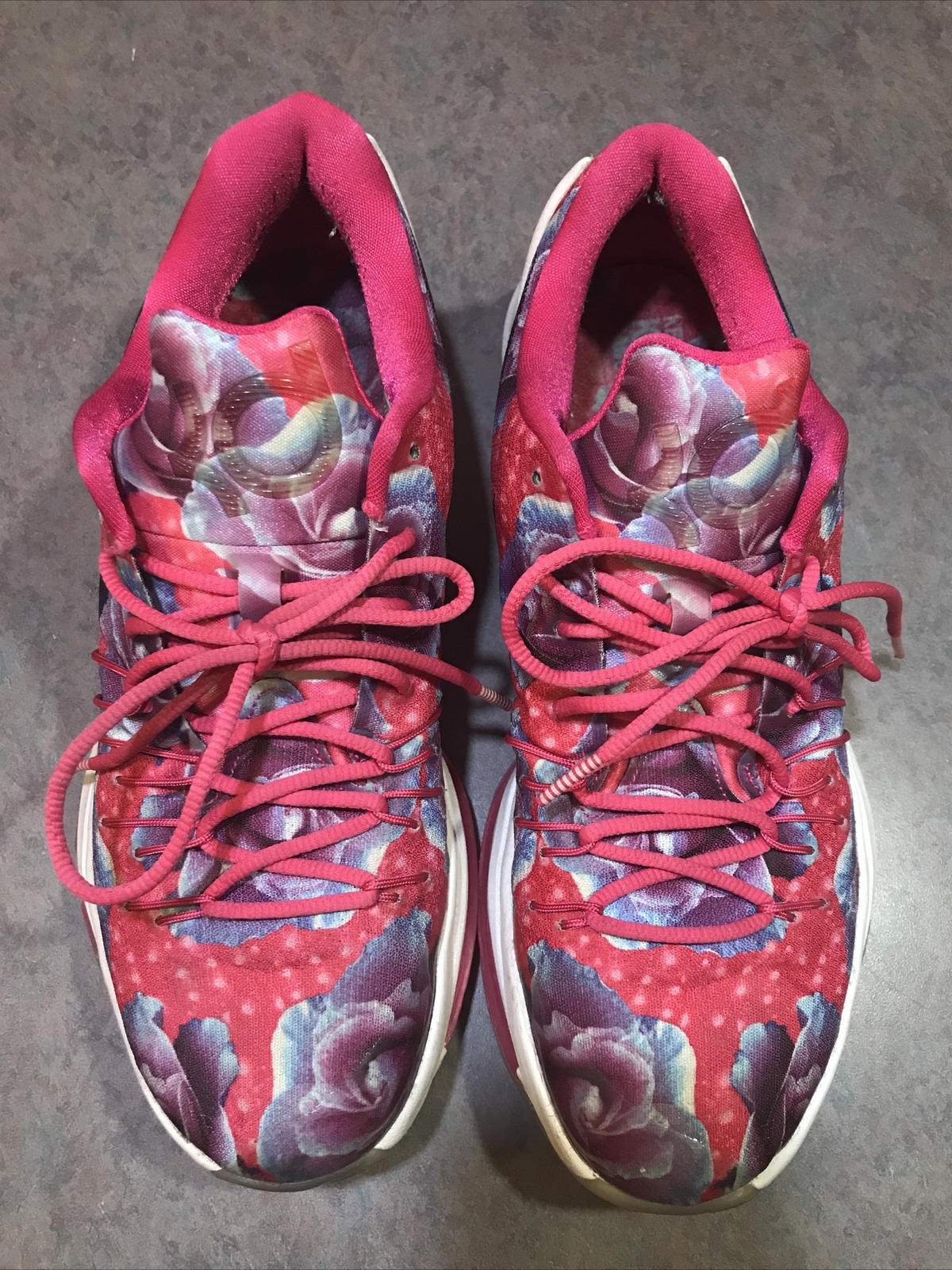 kd pink basketball shoes
