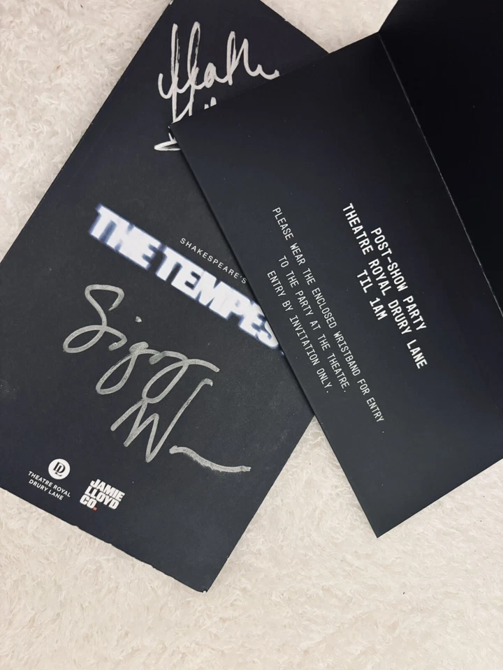 Sigourney Weaver The Tempest Opening Night Book & Ticket Holder Signed Theatre - Image 2 of 2