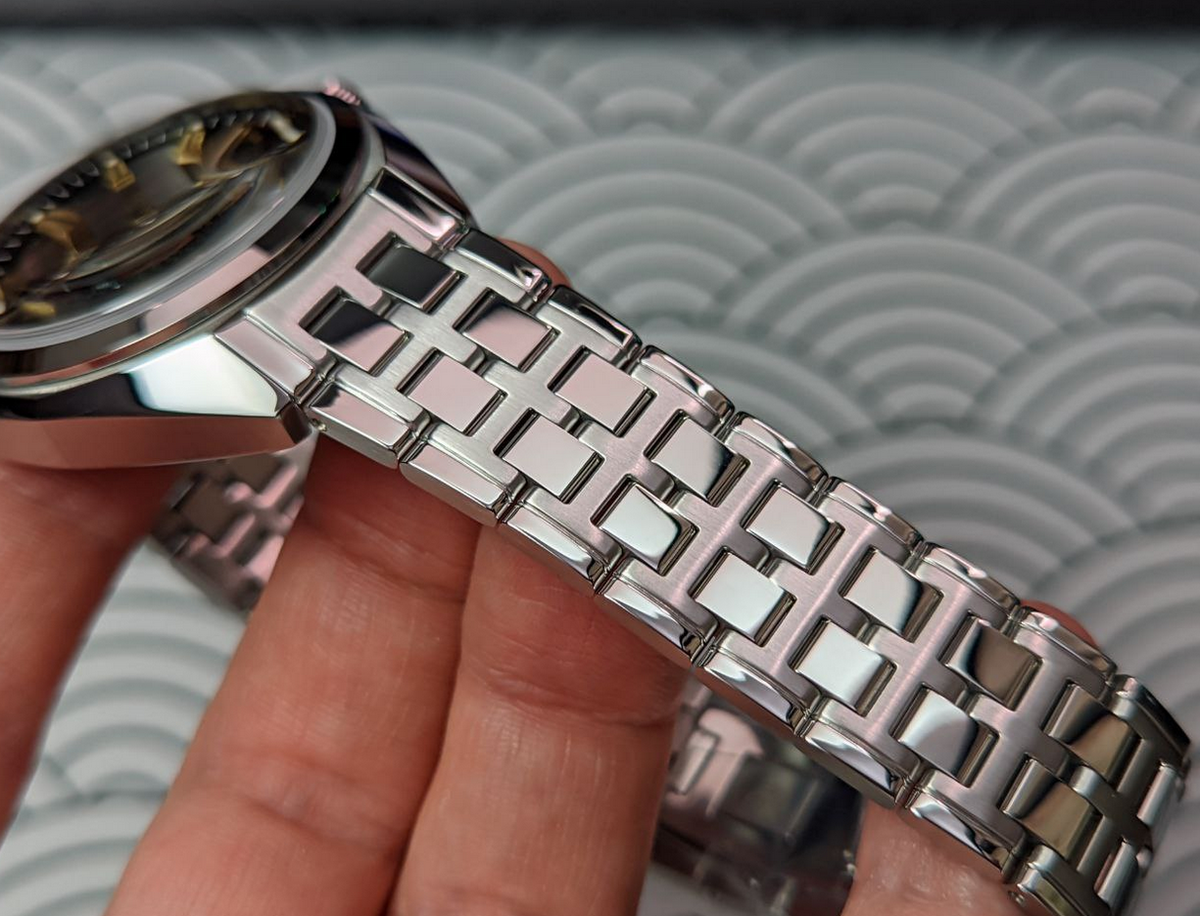 Bulova Precisionist Sapphire Crystal Jet Star Gray Dial