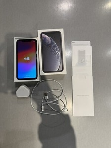Apple iPhone XR – 64 GB – schwarz (entsperrt) A2105 (GSM)