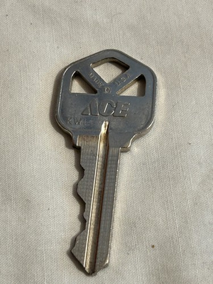 #ad Ace Hardware KW1 key blank specifically for Kwikset locks Vintage M 682 $4.95