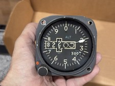 Cessna Citation V 560 Backup Altimeter Recently Calibrated PN 10450-1110 Yellow