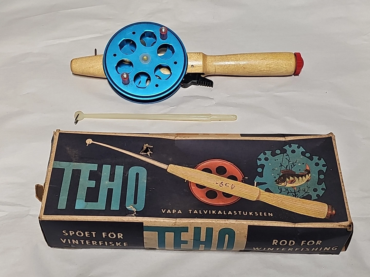 vintage Teho ice fishing rod Made In Finland In Original Box , Rare Blue Reel