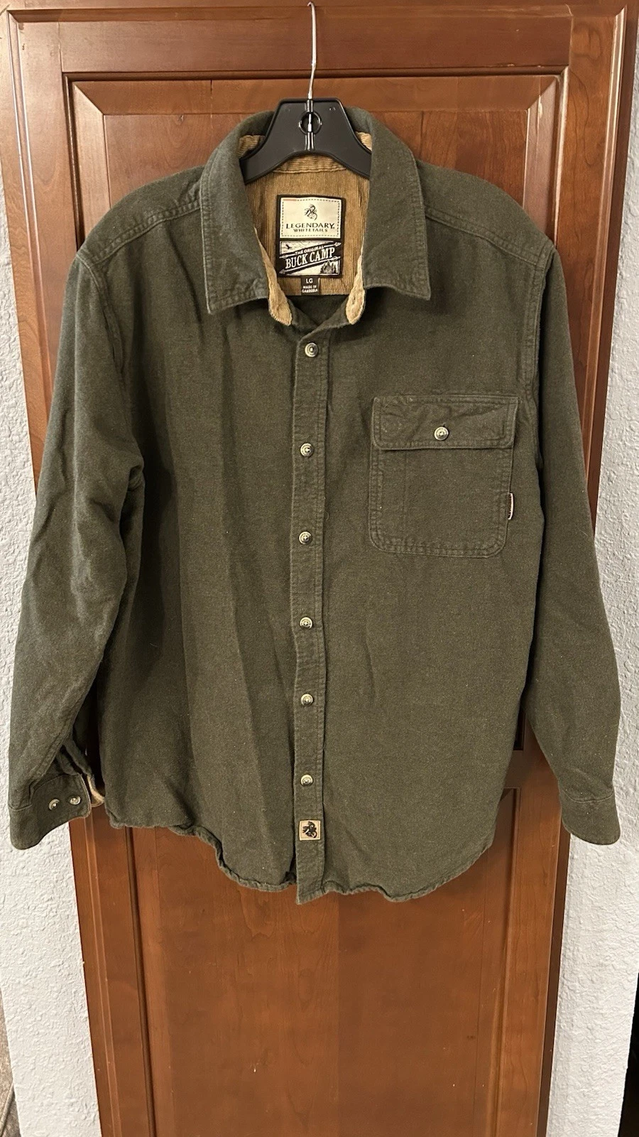 Legendary Whitetails Shirt Mens Large Green Flannel Original Buck Camp Button Up