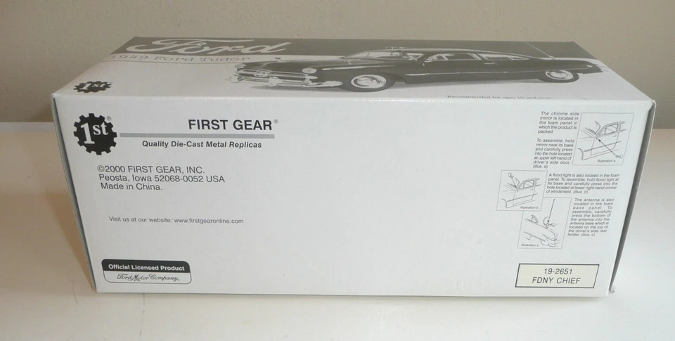 First Gear 19-2651 DieCast 1/25 Scale 1949 Ford Tudor FDNY Chief Car - Image 2 of 4