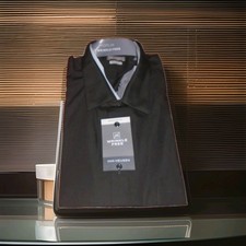 VAN HEUSEN WRINKLE FREE MENS LONGSLEEVE BUTTON SHIRT NWT SIZE 2XL / 18 1/2