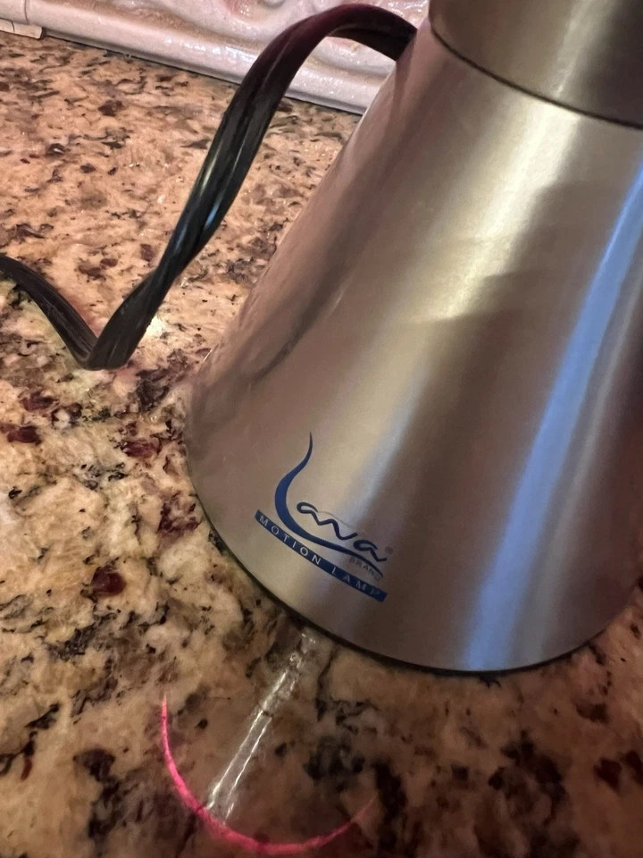 Super Bubbly! Vintage 16'' Lava Brand Motion Lamp Works Silver Base Hot Pink 90s - Image 3 of 4