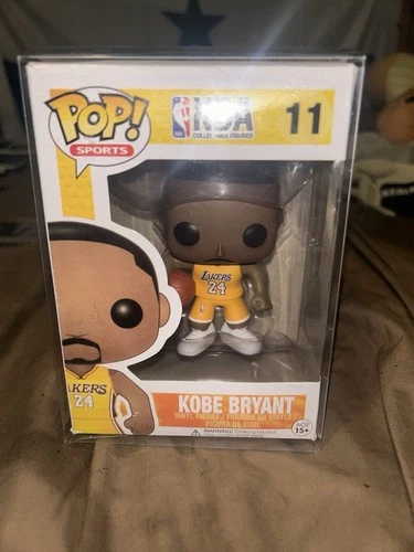 Funko Pop! NBA Basketball Los Angeles Lakers Kobe Bryant #11 Gold No.24 Jersey