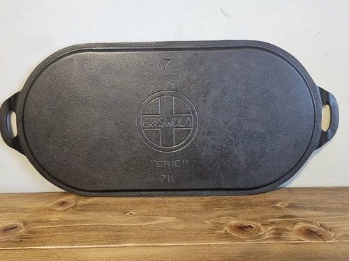 Griswold Cast Iron #7, Slant Erie 711 Logo Shallow Oval Griddle