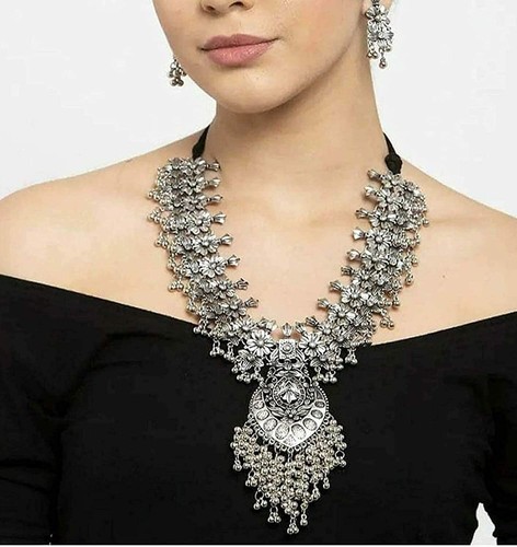Beautiful stylish Silver Jewellery 