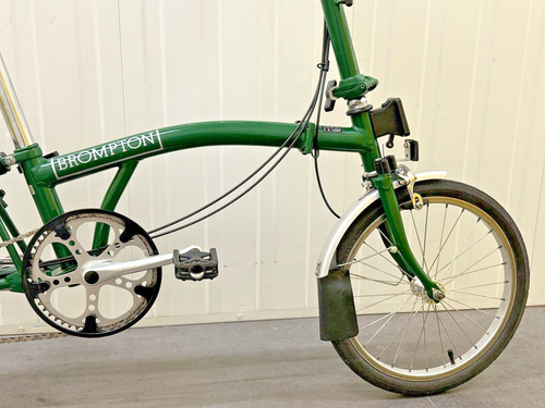 Brompton 3 Speed - Racing Green - 1 Year Warranty - Excellent Condition - Picture 4 of 8
