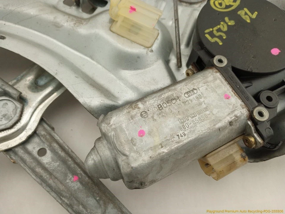 Регулятор левого заднего стекла с двигателем для BMW 735i E32 SEDAN 1988-1992 годов выпуска - Изображение 3 из 4