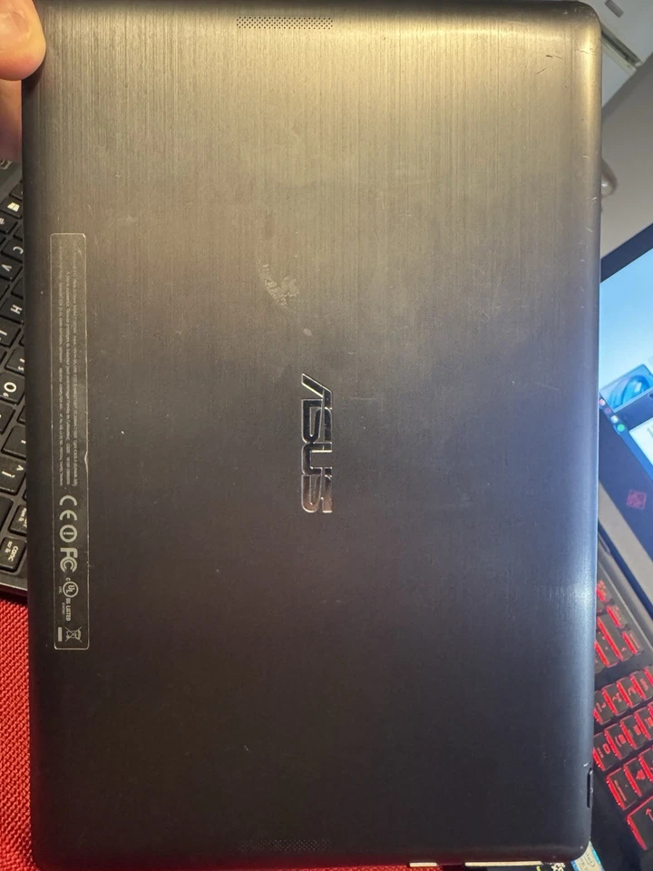 ASUS Transformer Book T100T 10.1" Intel Inside, 2GB RAM DDR3, HDD 32GB, USB 3.0 - Immagine 3 di 4