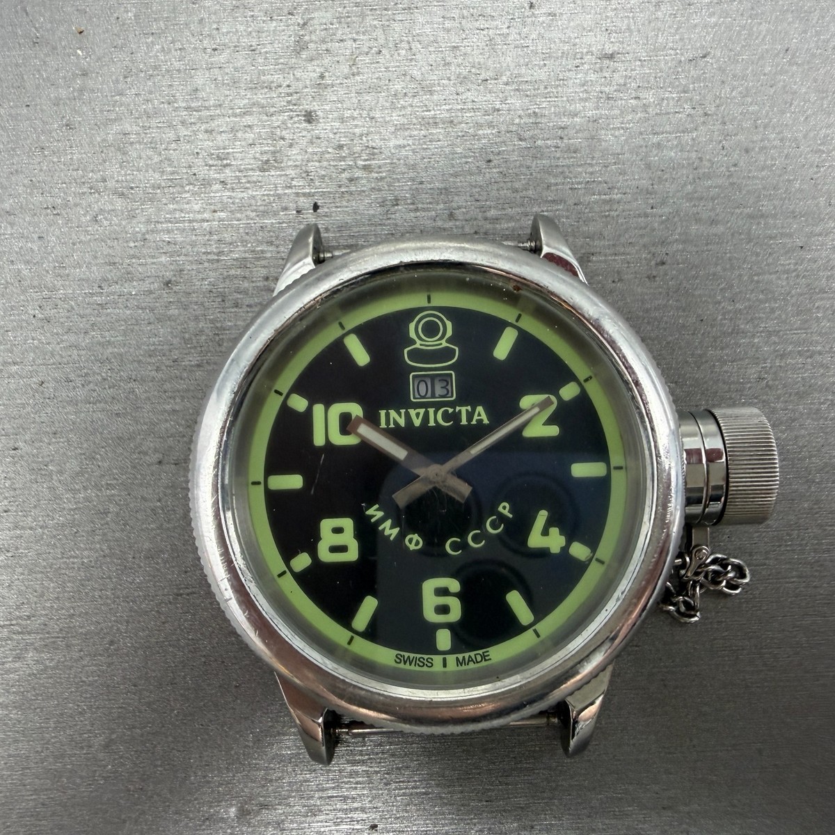 リューズガード☆ブラック INVICTA Russian Diver 37670 Invicta 