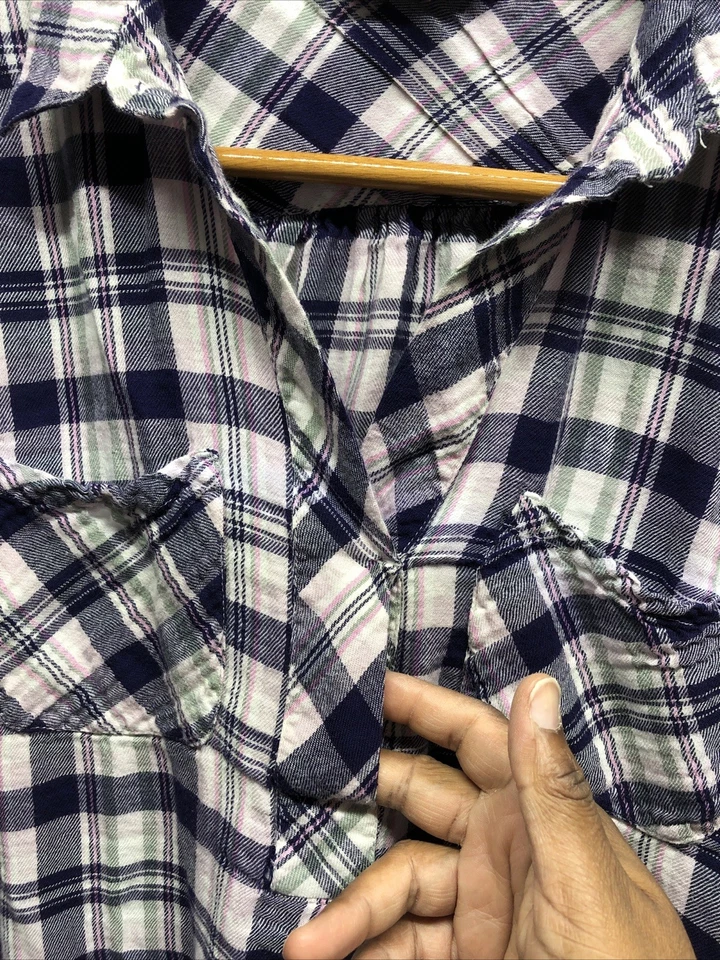 Camisa de franela grande a cuadros rosa azul con bolsillos William Rast para mujer Foto 2 de 4