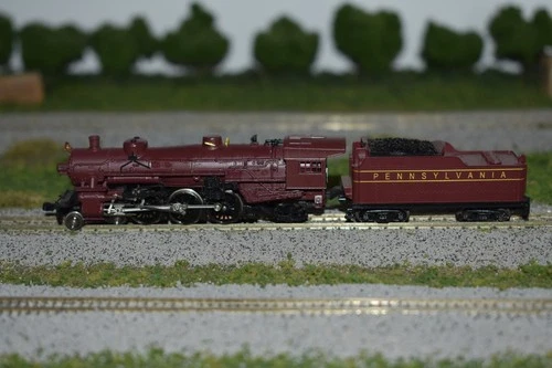 N Scale Pennsylvania 4-6-2 Powered Steam Locomotive with Tender C56600
