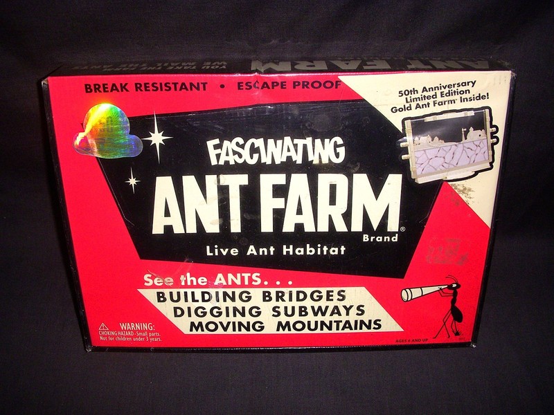 2006 UNCLE MILTONS 50th ANNIVERSARY GOLD ANT FARM NISB