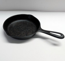 Vintage Unmarked Wagner #3 Cast Iron Skillet 6 1/2 Inch 2 Spout Made in USA