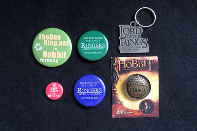 Lord Of The Rings PROMO FELLOWSHIP Keyring HOBBIT Bilbo Acorn + 4 Button Tolkien