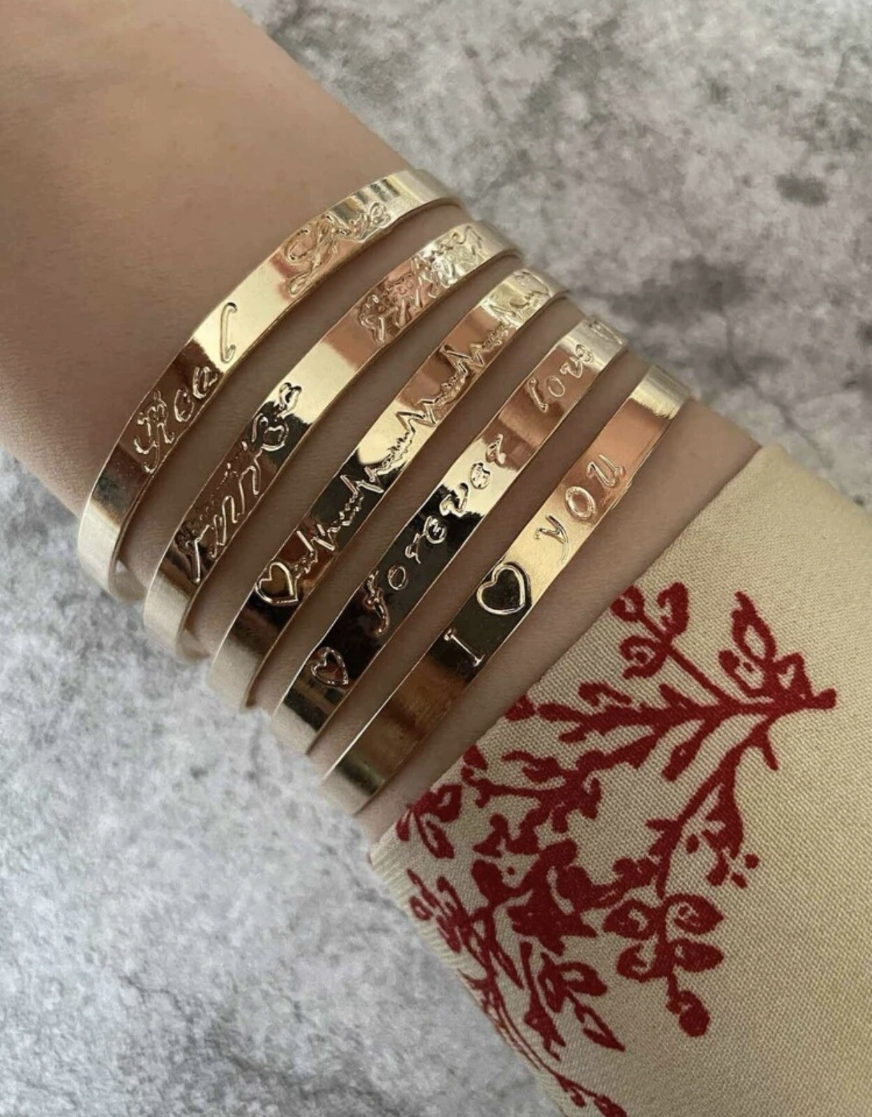Lot bijoux femme bracelet doré jaune à lettres LOVE style manchette tendance